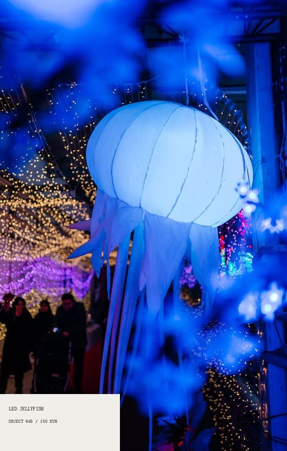 LED jellyfish